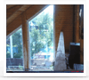Трапециевидные окна в деревянном доме